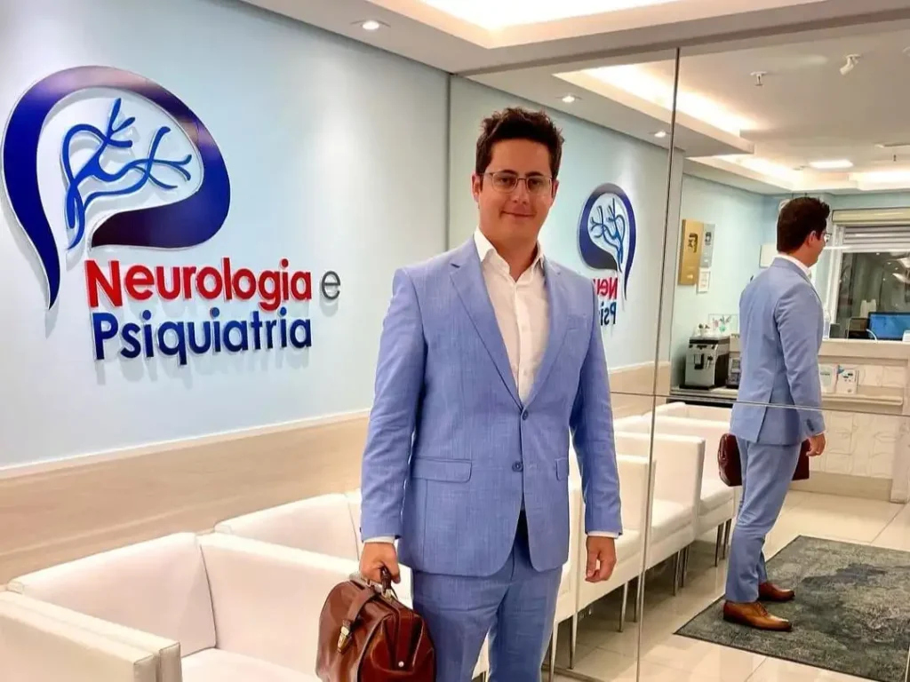 Neurologista que transformou trauma em missão: Dr. Saulo Nader, o Doutor Tontura, lidera a luta contra a tontura no mundo!